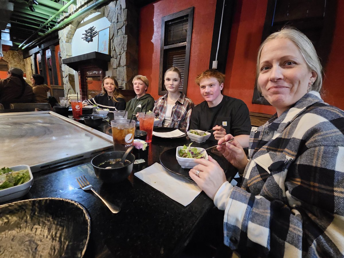 JeremyPerlinski's tweet image. Celebrating Brady&apos;s golden birthday!