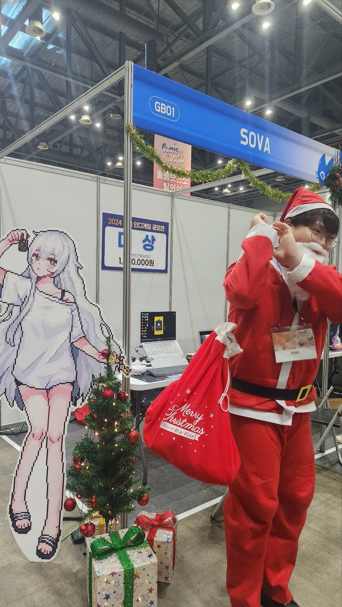 SOVA_Offical's tweet photo. 🎅엇! SOVA 부스에 산타가 찾아왔어요!
🎁산타만나서 게시물 보여주고 멘토스 받아가세요!

🥳또한 이 글을 RT하면 크리스마스 이벤트를 한번 더 즐길 수 있는 기회!!

많은 관심 부탁드립니다!
#코믹월드 #서코 #인디게임 #크리스마스 https://t.co/3h6QowPi4b