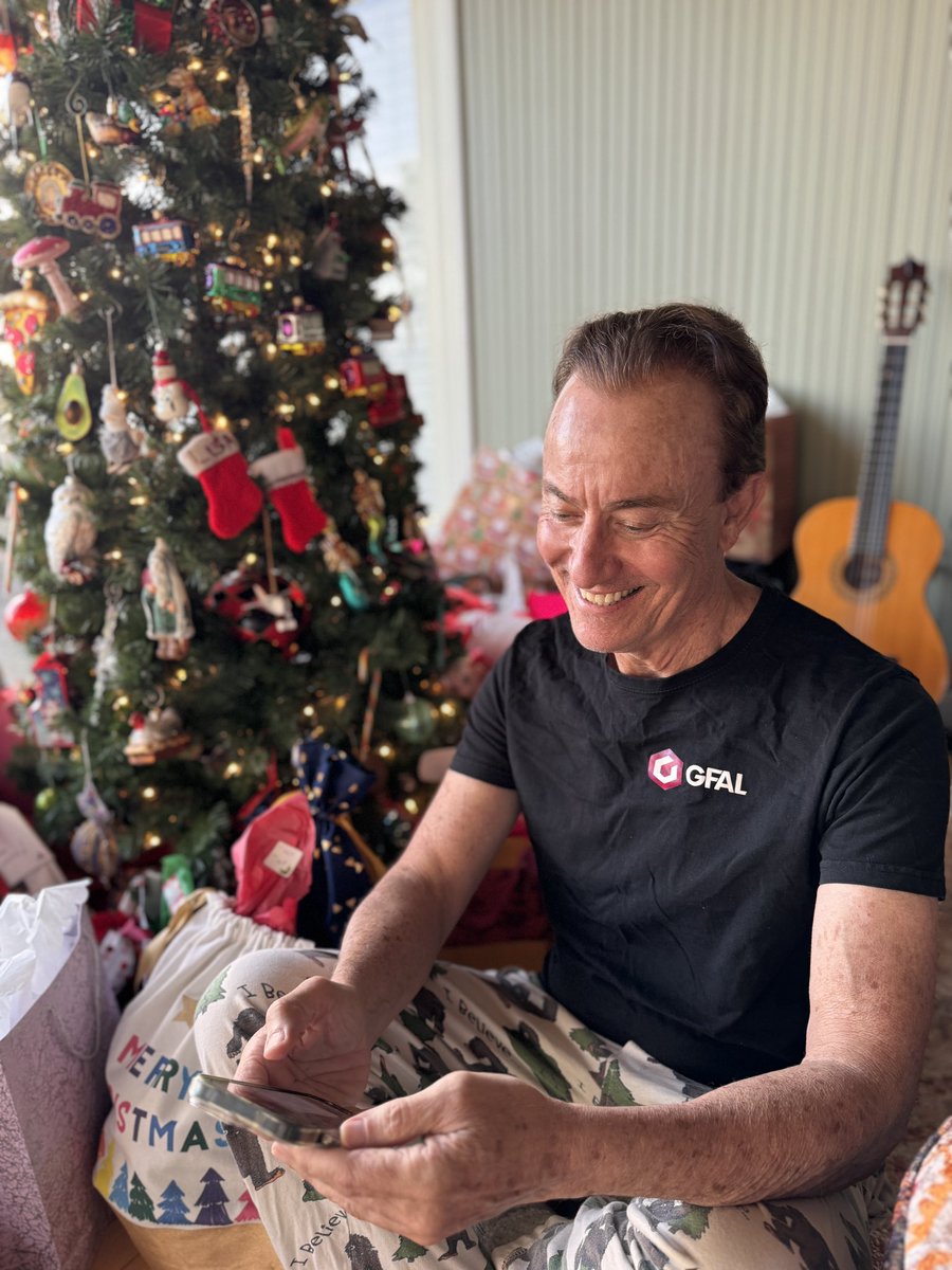 TheTripHawkins's tweet image. Happy Holidays! Mycolleagues at GFAL are letting me help design and test our next game! Outside the core gameplay loop you get to craft and own virtual jewelry and live in digital luxury. 💎I’m a big GFAL fan &amp;amp; I’m addicted to this early Christmas present!  #videogames #gamedev