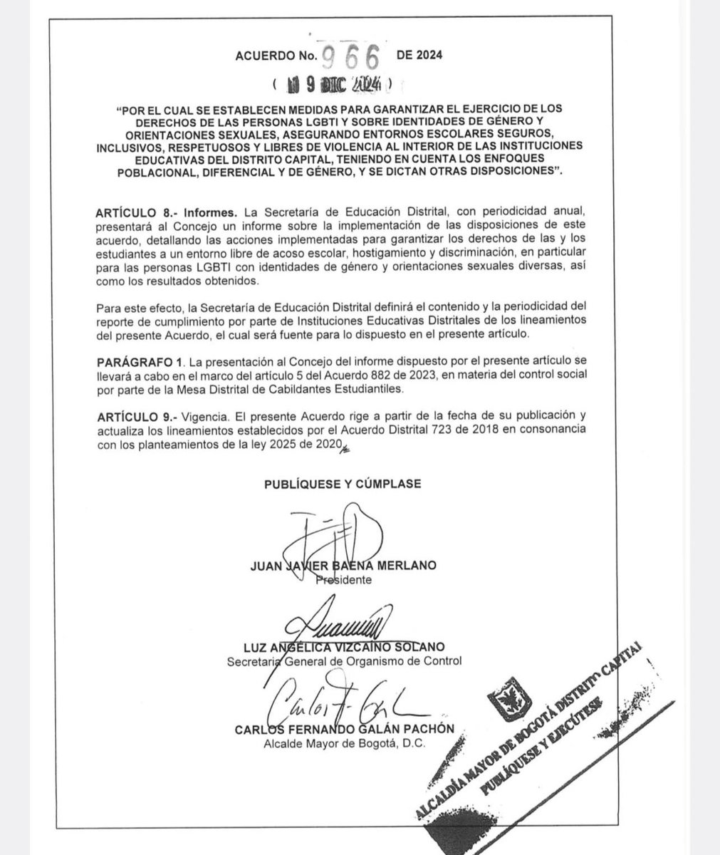 Alejandro Michells (@alejomichells) on Twitter photo #ATENCION 🔴 A pesar de las presiones de sectores religiosos el alcalde <a href="/CarlosFGalan/">Carlos F. Galán</a> sancionó el acuerdo 966 de 2024 del <a href="/ConcejoDeBogota/">Concejo de Bogotá</a> por medio del cual se garantiza el ejercicio de los derechos de las personas LGBTI en el entorno escolar.
Buen trabajo <a href="/CabilDistrital/">★Mesa Distrital Cabildantes Estudiantiles★</a> #ATENCION 🔴 A pesar de las presiones de sectores religiosos el alcalde <a href="/CarlosFGalan/">Carlos F. Galán</a> sancionó el acuerdo 966 de 2024 del <a href="/ConcejoDeBogota/">Concejo de Bogotá</a> por medio del cual se garantiza el ejercicio de los derechos de las personas LGBTI en el entorno escolar.
Buen trabajo <a href="/CabilDistrital/">★Mesa Distrital Cabildantes Estudiantiles★</a>