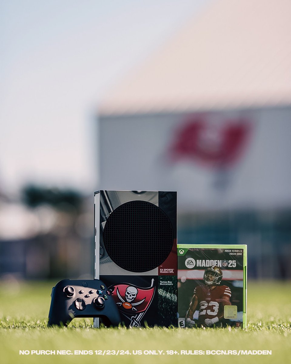 Krewe, who wants a custom <a href="/Xbox/">Xbox</a> &amp; #Madden25 for the holidays? 👀

Comment and follow for a chance to win 🎁⤵️