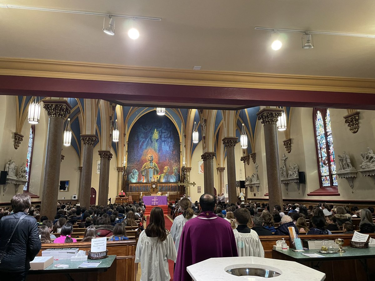 We celebrated Mass at St. Peter in Chains Cathedral this week as a whole school community - such a beautiful experience during Advent. Thanks to Father Simmy for celebrating, and Father Tom for supporting and hosting us! <a href="/StAlphonsusPtbo/">St. Alphonsus Parish</a> <a href="/DiocesePtbo/">Diocese Peterborough</a> <a href="/JeannieArmstr20/">Jeannie Armstrong-Dowdall</a>