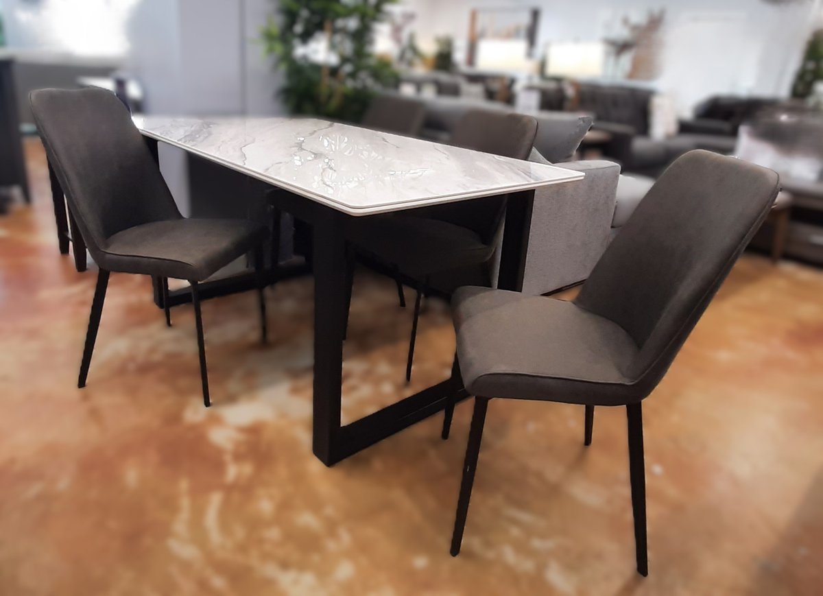 palluccisofas's tweet image. Boxing Week Sale Ends Tomorrow - Skylar 5 Piece Dining Set...in Stock Now... $1199 tax &amp;amp; Local Delivery included 😀

palluccifurniture.ca/skylar-5-piece…

#DiningRoom #TableSet #diningchairs #diningtable #furnituresale
