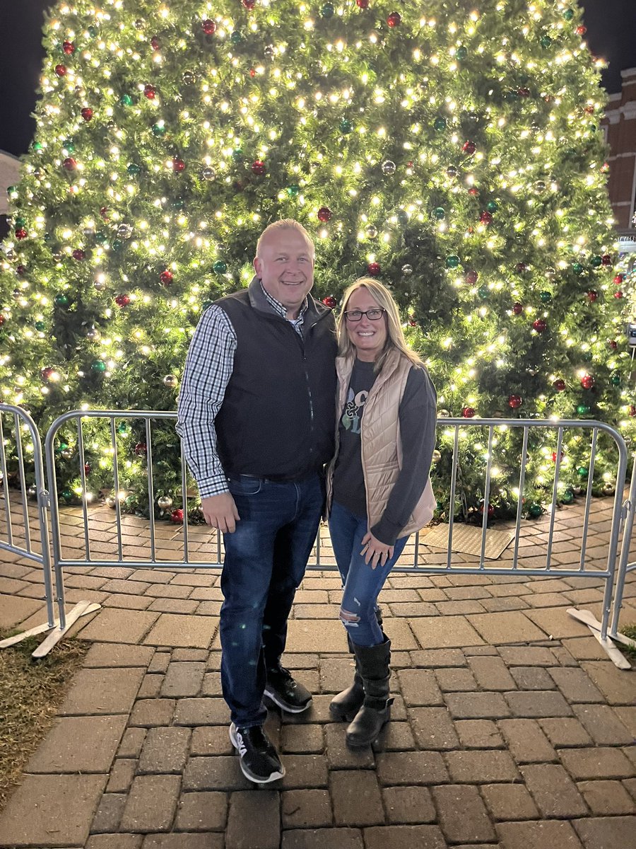 OSUFINKE's tweet photo. Happy Anniversary to my beautiful wife! 27 years and counting! https://t.co/8nOAHd8th3