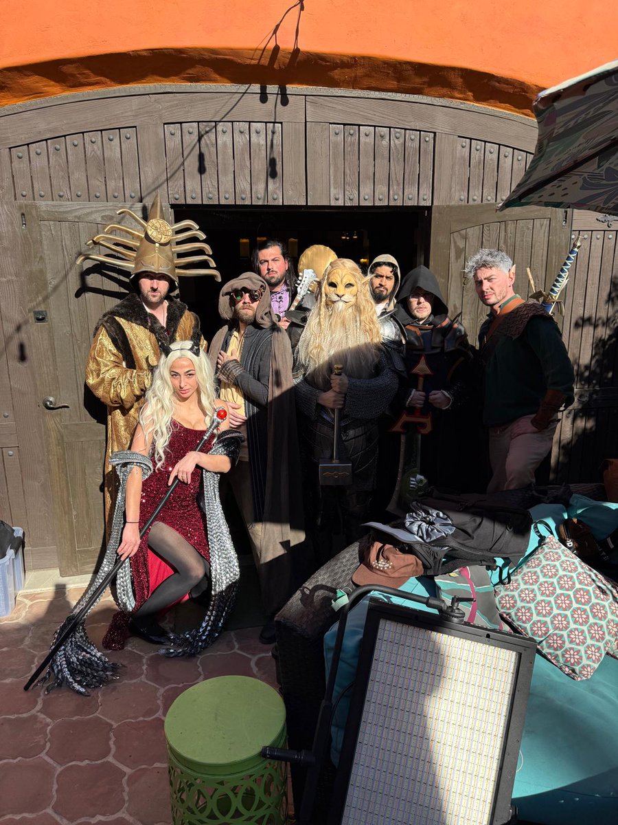 The long awaited D&amp;D special is premiering now! youtu.be/UxVZu6UiXOA