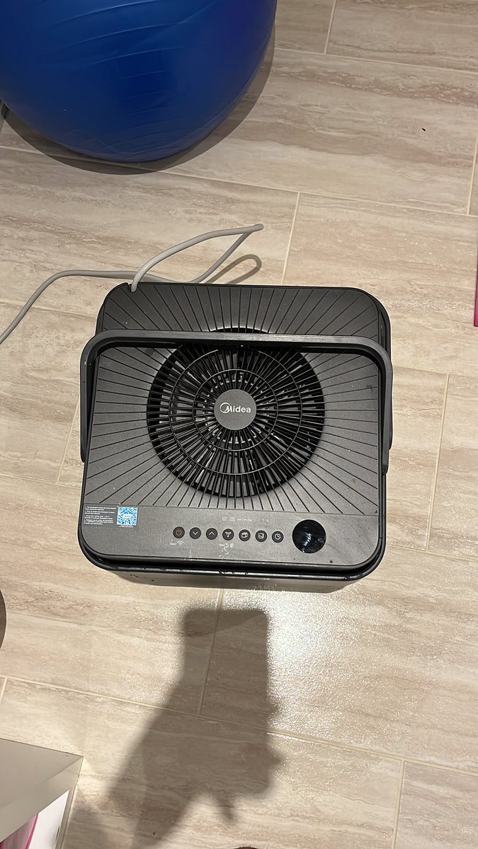 No way a dehumidifier should last barely a year <a href="/Midea/">Midea</a>  . I’ve looked this up and others have had similar complaints about this 50 pint dehumidifier.