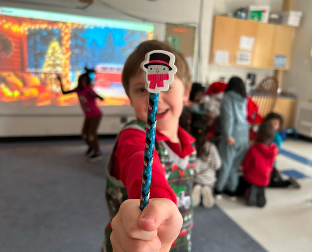 StRoseLimaOCSB's tweet photo. Thank you Mr Richard 🎅and all our St Rose staff for bringing such joy to our school this Advent Season. Wishing our amazing St Rose staff and entire school community a peaceful and Merry Christmas! 🎄❤️#StRoseStrong ~ We All Belong https://t.co/RelMULPC4M
