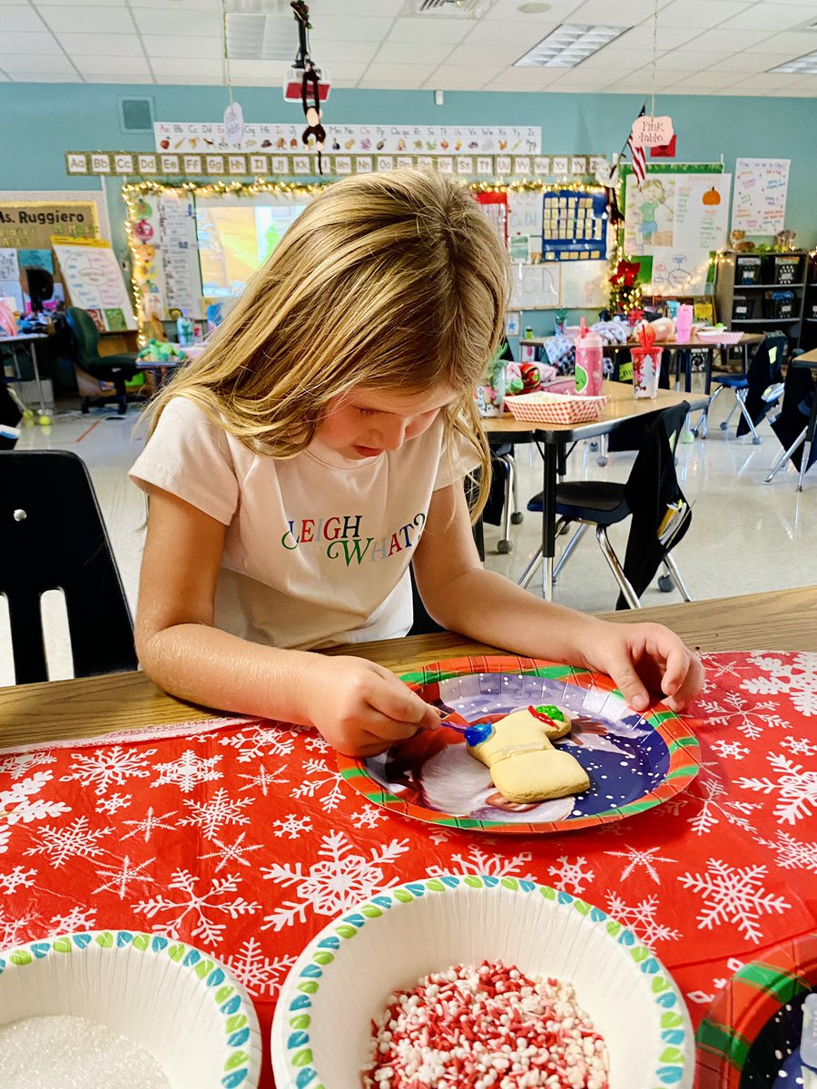 Ms. Ruggiero (@ms_ruggiero1) on Twitter photo What a FUN filled day we had!! In our cozy pajamas we got to watch the polar express, eat popcorn🍿, drink have hot coco☕️ and decorate stocking cookies🍪! Those big smiles were so excited to enjoy this well earned day!🎄❤️💚✨ <a href="/PoincianaCCPS/">Poinciana Elementary</a> <a href="/collierschools/">Collier County Public Schools</a> What a FUN filled day we had!! In our cozy pajamas we got to watch the polar express, eat popcorn🍿, drink have hot coco☕️ and decorate stocking cookies🍪! Those big smiles were so excited to enjoy this well earned day!🎄❤️💚✨ <a href="/PoincianaCCPS/">Poinciana Elementary</a> <a href="/collierschools/">Collier County Public Schools</a>