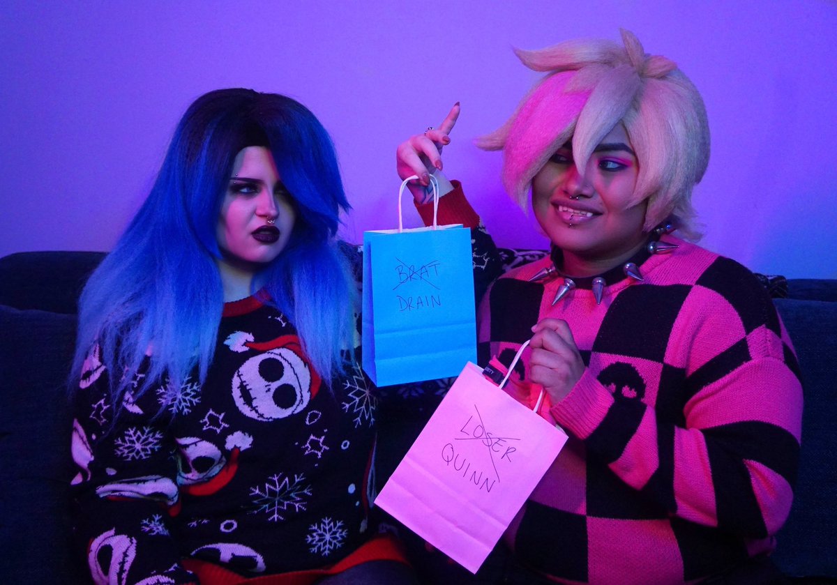 Darlingcosplays's tweet photo. Another successful FarFetched Discord server gift exchange in the books!
@bonezbonez_ and I are grateful to everyone who participated and wanted to share my piece for @Niamonen, a chaotic exchange of gifts w @sinningisasin as Drain
#FarFetchedShow #QuinnHuckley #DrainCreed #Drinn https://t.co/I63ELcKJl1