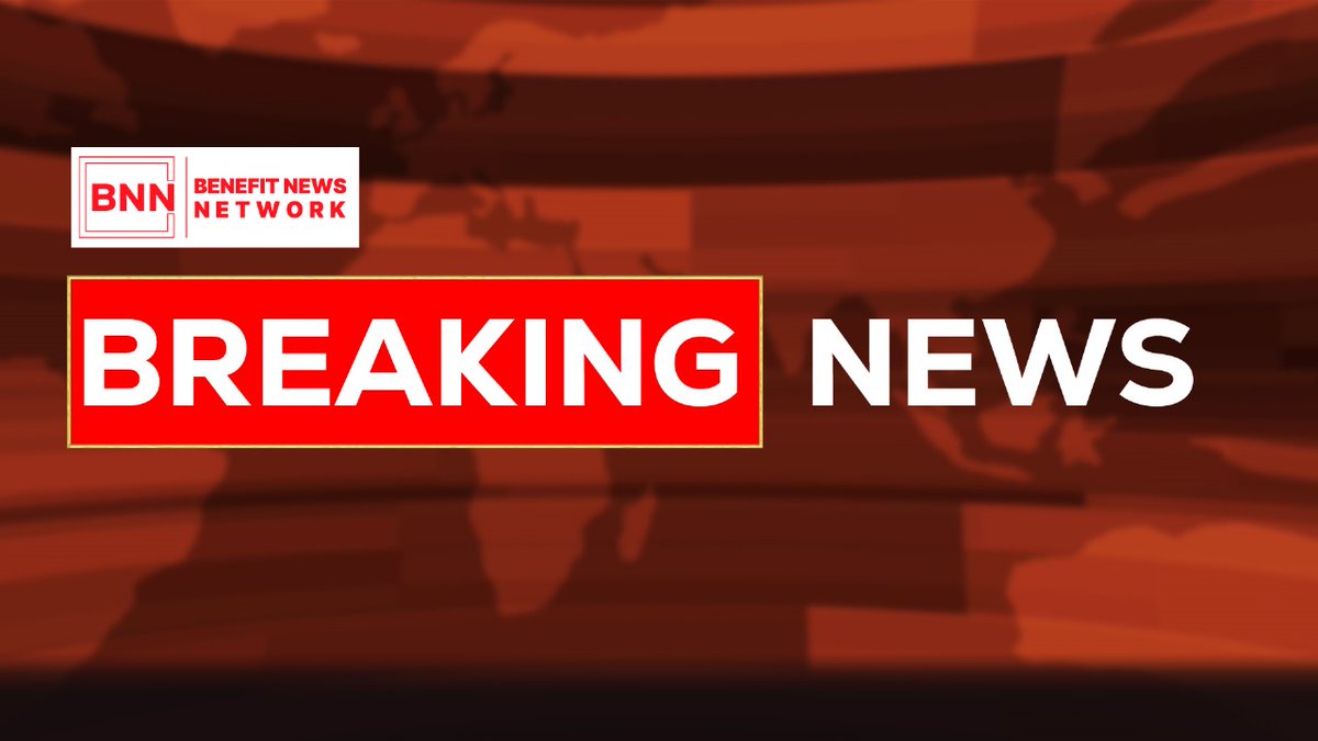 BenefitNews24's tweet photo. In the #SoniaVihar neighbourhood of #northeast #Delhi, a 26-year-old #taxi driver was #fatally #stabbed by a passenger and his pals following an argument over the #fare of #Rs 400. A #minor has been #arrested for allegedly participating in the murder.
#NoidaCrimeNews https://t.co/HSreArNrBr