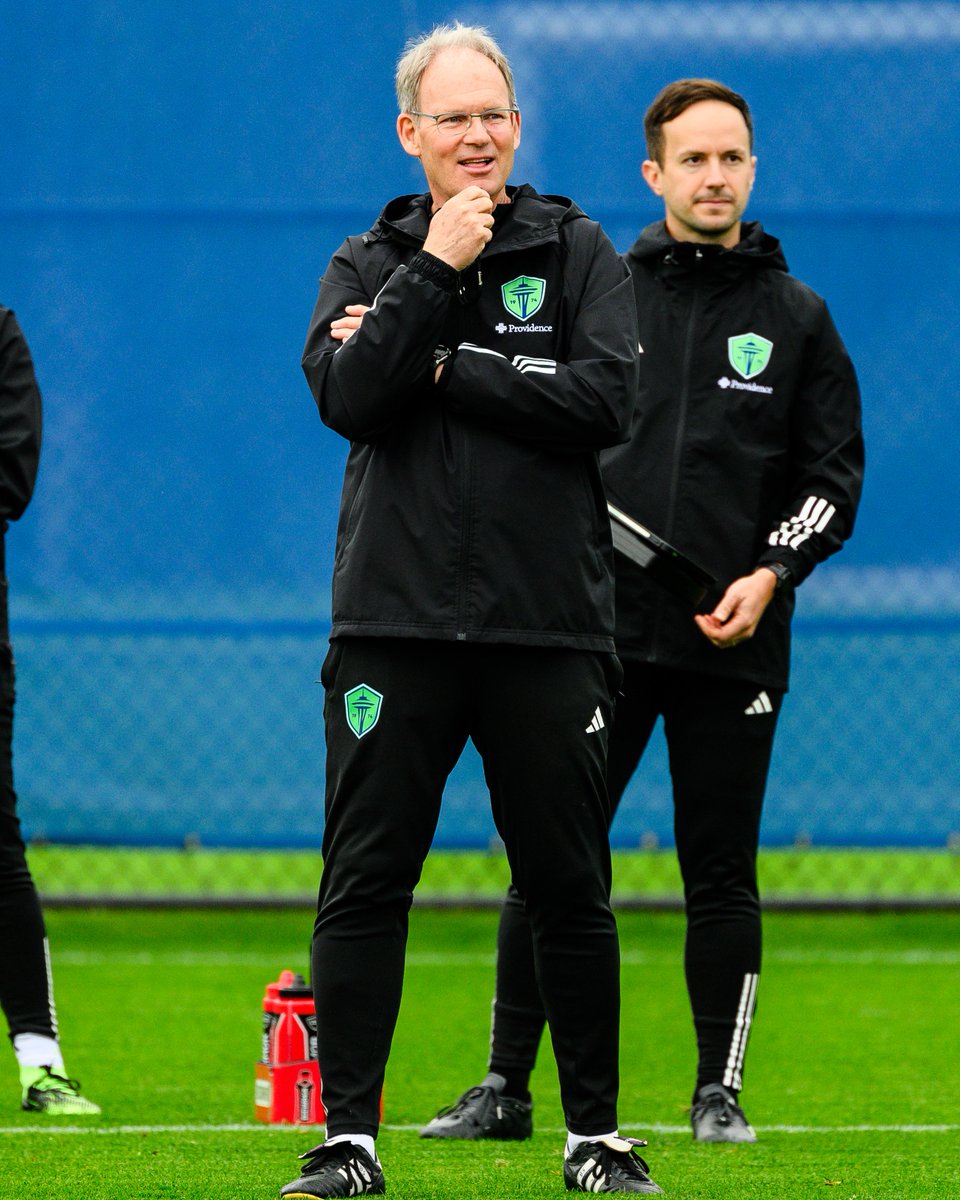A special episode of the Sounders FC Pod-Cast is live 🙌

Head Coach Brian Schmetzer sits down with Brad and Steve to discuss how the coaching staff works together and previews an exciting year to come!

🎧: sndrs.com/pod