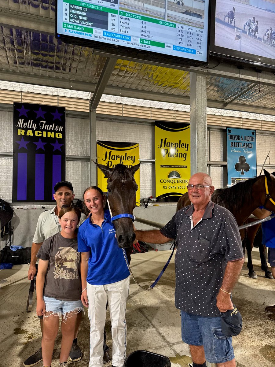 Riverina Paceway tweet media