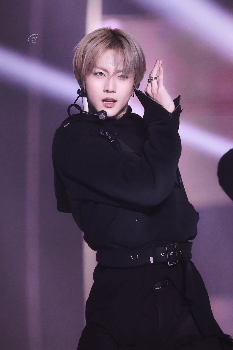 hang_gyowon's tweet photo. pretty omega in the history of omegaverse💞 https://t.co/oAslazf3a2
