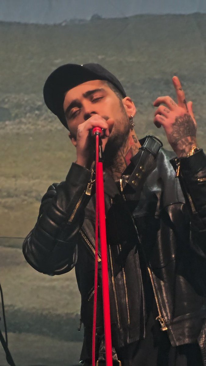 z (@zjmposts) on Twitter photo 