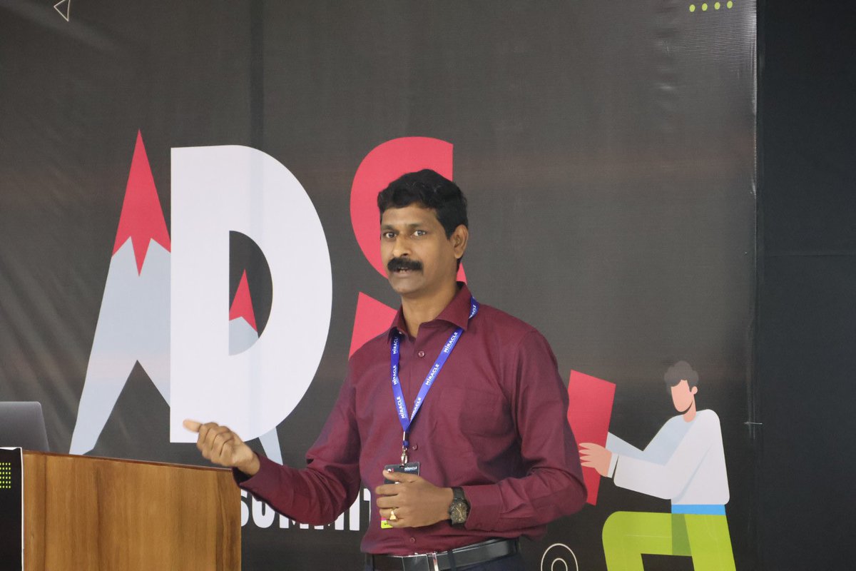 dsvizag's tweet photo. Ravi Ijju from Miracle Software Systems is presenting on Identifying the Right Opportunities to Build Successful Careers in Information Technology, sharing valuable strategies for navigating the IT landscape and unlocking career success. 💡💻 

#DS24 #TechTalks #ITCareers https://t.co/N1gIqUAAxp