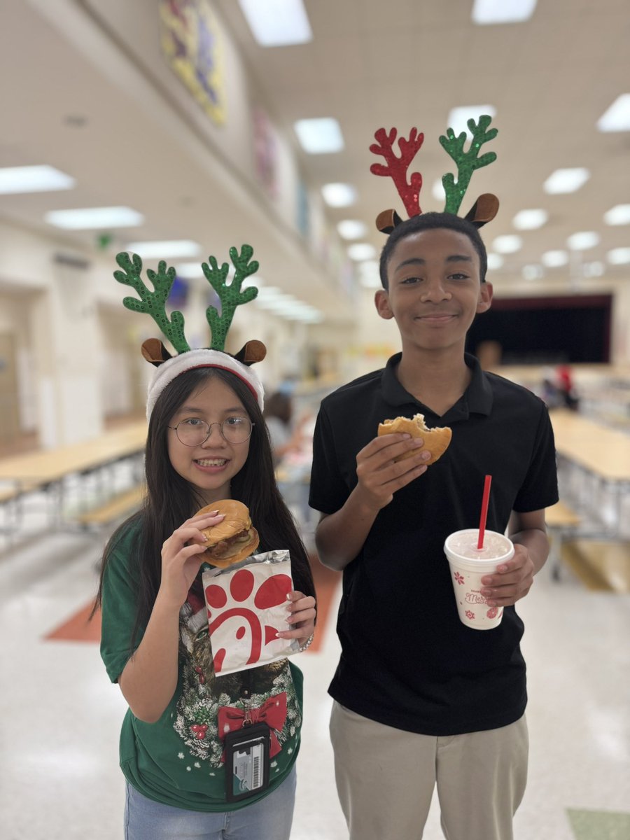 GMS_Horizons's tweet photo. After care students enjoyed their holiday treat from Chick-fil-a! https://t.co/bC627o2htC