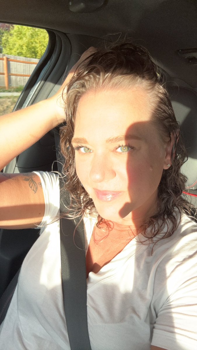 79Just4fun's tweet photo. I’m really wanting the sun to come back! This rain is really becoming depressing… https://t.co/EnkiJ4Cxvp