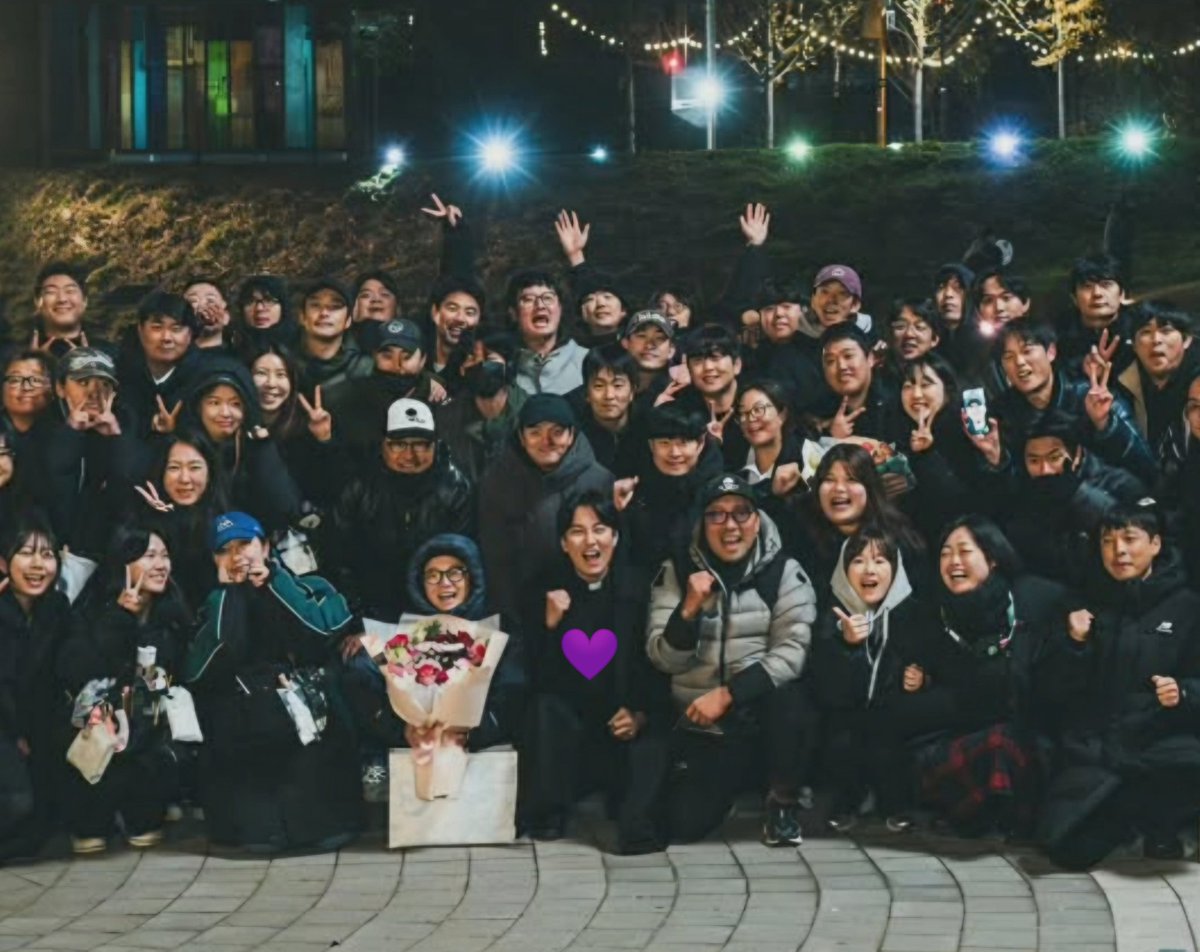 KNG_4ever's tweet photo. Thank you so much to all the actors and staff of 'The Fiery Priest 2' for your hard work. 🥹👏🫶
I'm gonna miss you KIM HAEIL 😭 Let's meet again in 'The Fiery Priest 3' Pleaseee 🙏🥺💜😚
#KimNamGil #김남길 #KimHaeil #TheFieryPriest2 #열혈사제2 https://t.co/C2uBlgHp8U