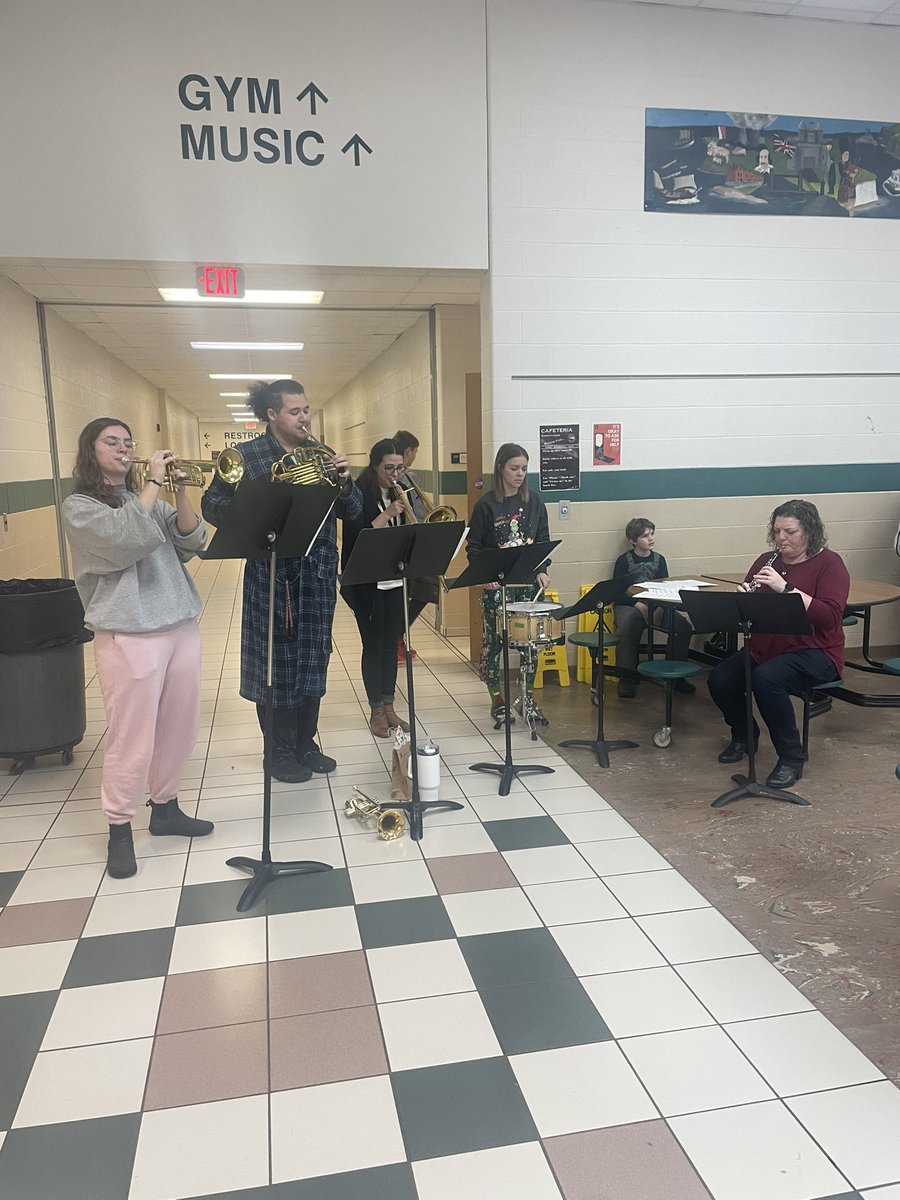 Holiday spirit was present throughout the day!   🎶 🎁 🍪