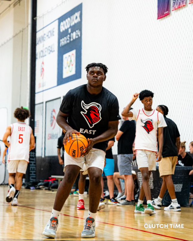 CoachTone_PFB's tweet photo. Top Performers - Day 3 @TarkClassic 
Mater Academy, LV vs TVCA, FL (77-56)

Lonnie bass Jr 21pts 15rebs 6ast 3Blks
Kendan Jones 16pts 11rebs 
Miles Williams 14pts 11ast
Roman Taylor 10 pts 3stls

The quad all put up dbl digits totals to secure the W! 
@PFB_EliteLV https://t.co/dGtCXhyPRw