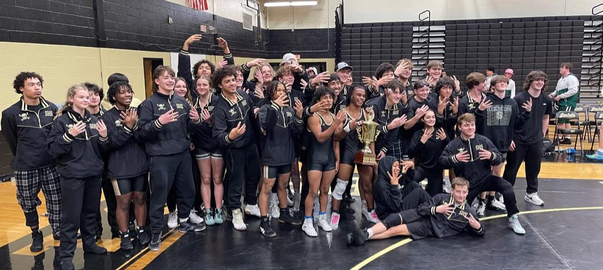 SocialDweebs's tweet image. The 2024 Robertson County Cup Champions! #SPTbrand