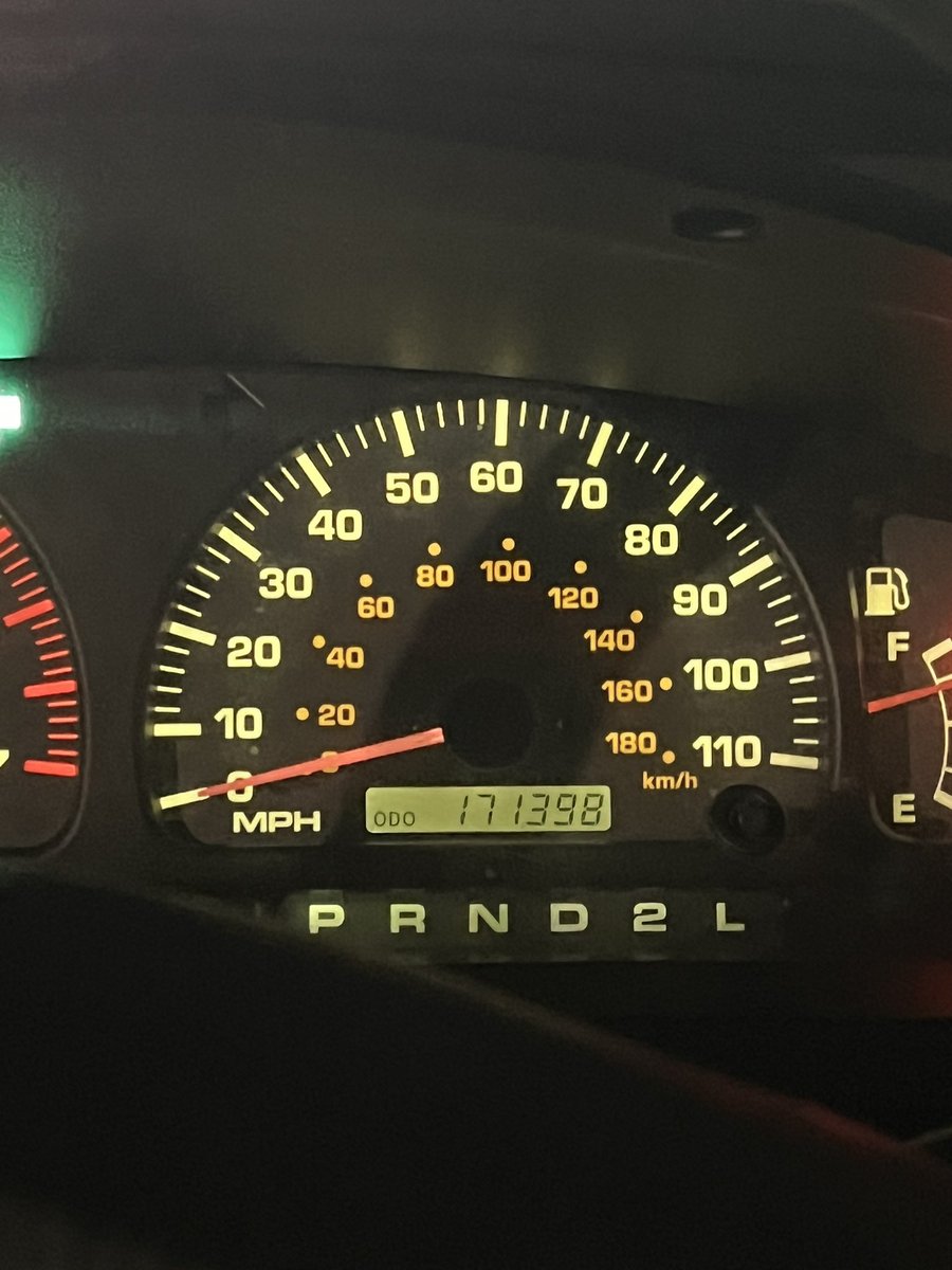 eppefex's tweet photo. 3 glasses of wine and getting behind the wheel of a 2002 toyota 4runner w no aux or working stereo #effyeah https://t.co/PfoYV0B15P