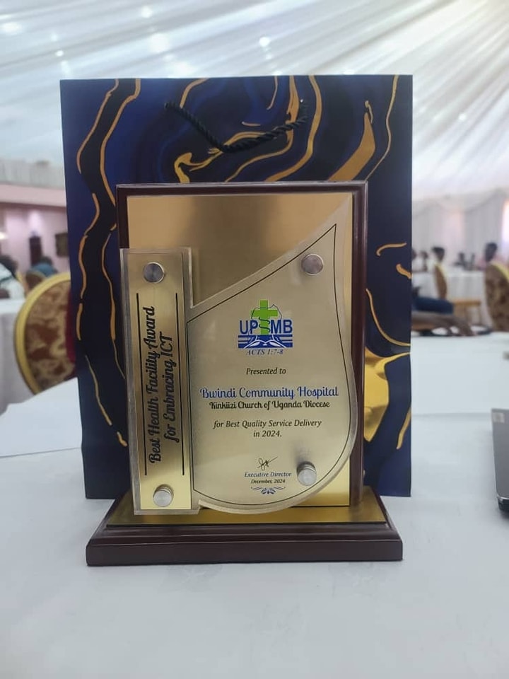 Bwindi Community Hospital and Dr. Scott Kellermann won the Heroes in Health Awards  2024. BCH was recognized for their "Use of ICT and Innovations to Improve Patient Care," while Dr. Kellermann,  hospital founder, won the "Lifetime Achievement Award." kellermannfoundation.org/blog/heroes-in…