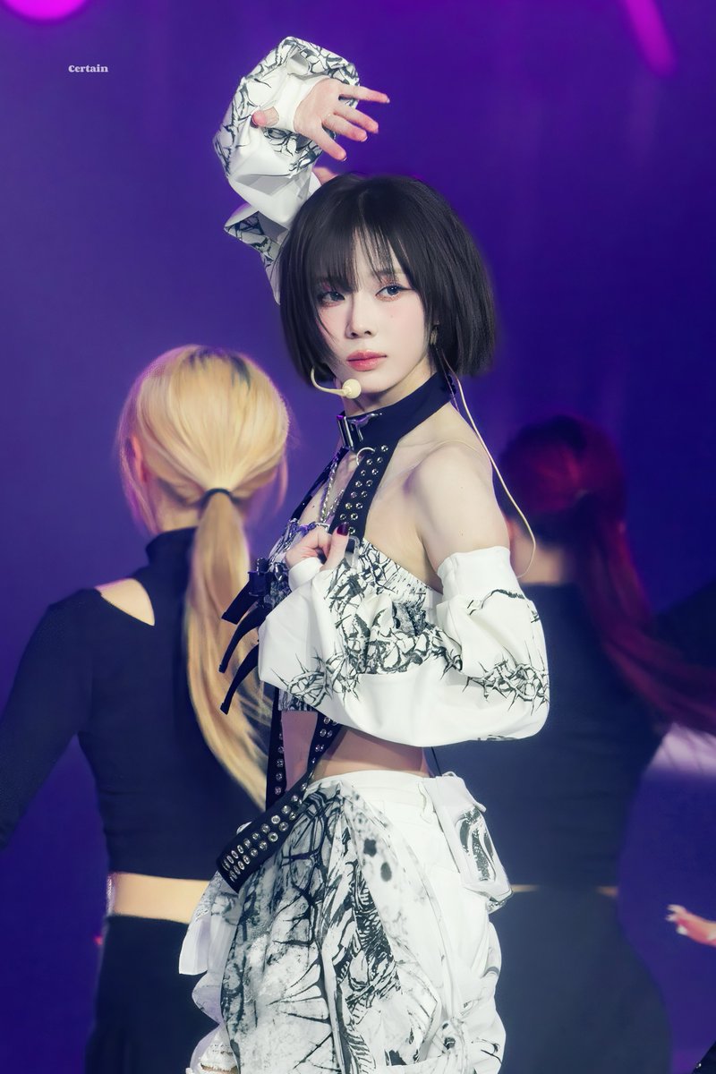 Certain_1117's tweet photo. 241220

#aespa #에스파 #WINTER #윈터 https://t.co/Rd8ZtGEq9t