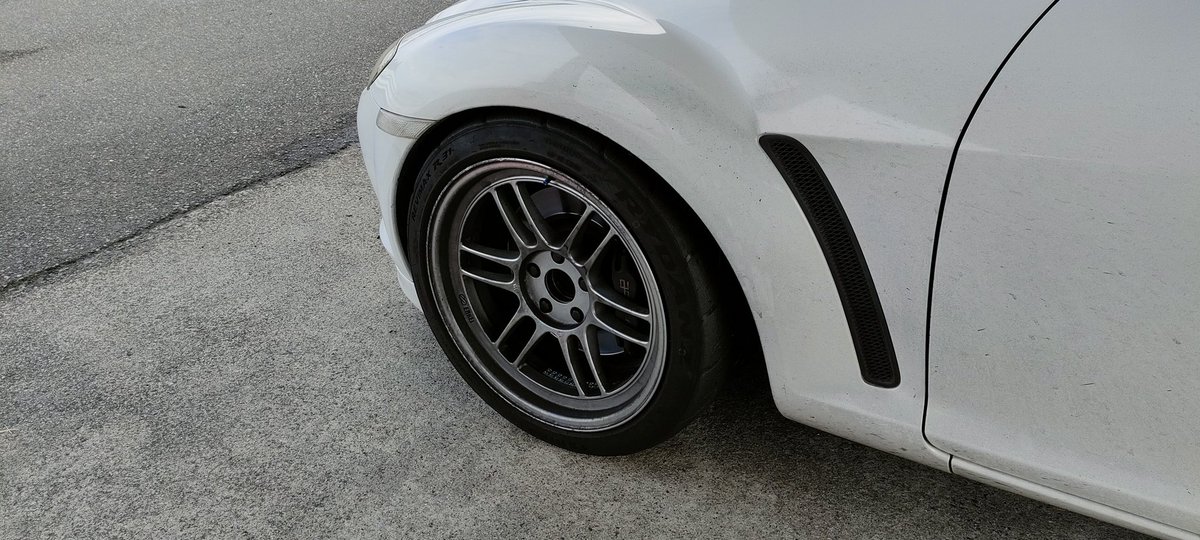 ryuu13131's tweet image. 今日は朝からタカタで見学♪

白い人は60秒チャレンジ成功♪

#タカタサーキット
#シバタイヤ
#200S