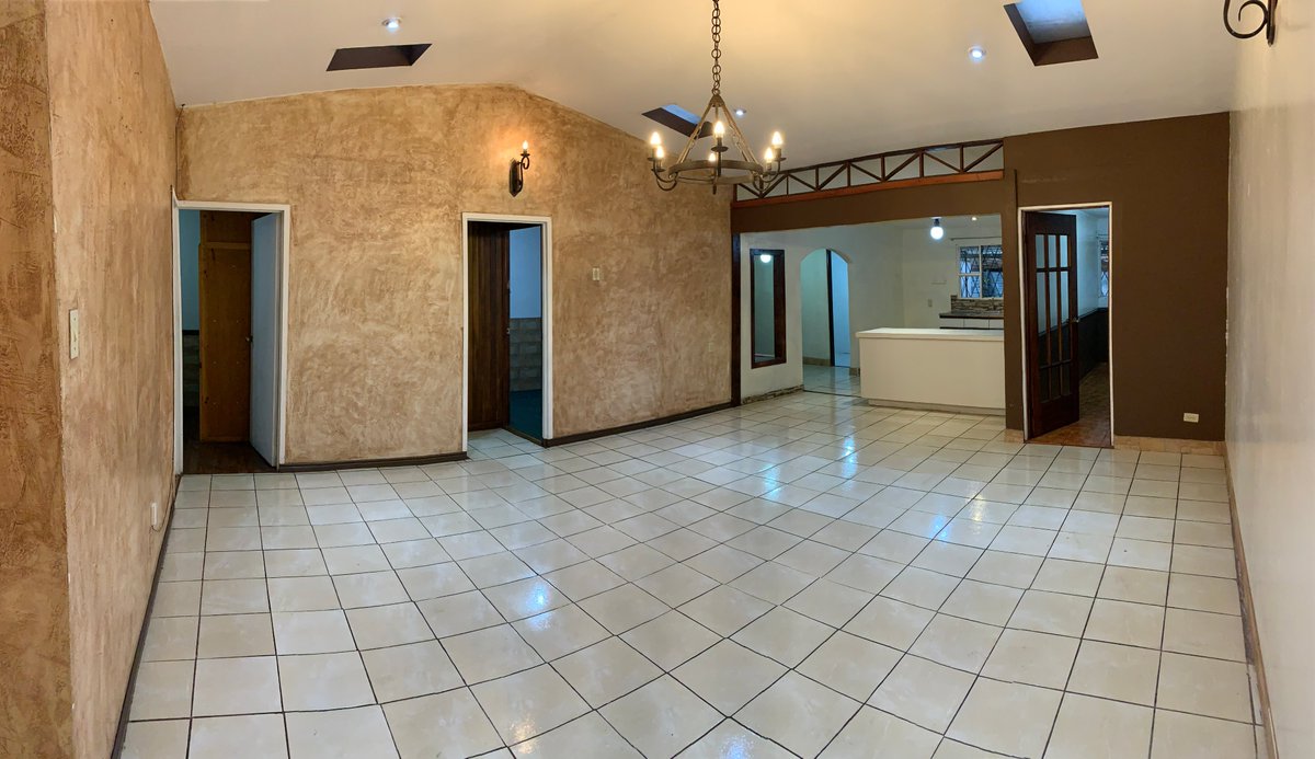 🔵 CASA A LA VENTA EN CORONADO 🔵
"Tu nuevo hogar está listo para ti” 🏡

💵 El precio inicial de venta es: ₡ 78 millones *(Precio Negociable)*

~ La construcción mide: 180 m² 
⛳ La propiedad mide: 237 m² .

⭐ La propiedad cuenta con tapia perimetral