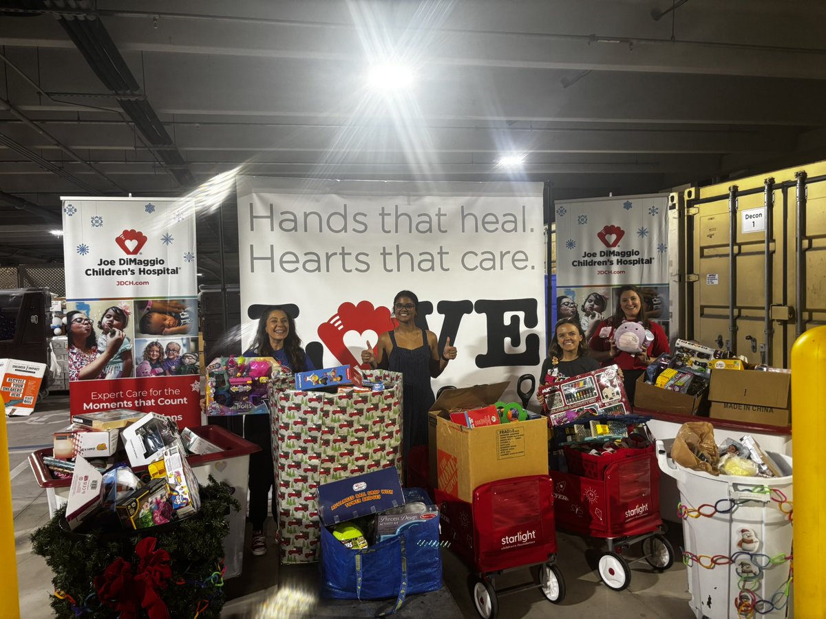 Sheena Blue (@cles_principal) on Twitter photo Crystal Lakes Toy Drive spreads love with over hundreds of toys donated to Joe D Childrenβs Hospital! π #GivingBack <a href="/RachelCapitano/">Rachel Capitano</a> <a href="/jennsandersusa/">Dr. Jennifer Sanders</a> Crystal Lakes Toy Drive spreads love with over hundreds of toys donated to Joe D Childrenβs Hospital! π #GivingBack <a href="/RachelCapitano/">Rachel Capitano</a> <a href="/jennsandersusa/">Dr. Jennifer Sanders</a>