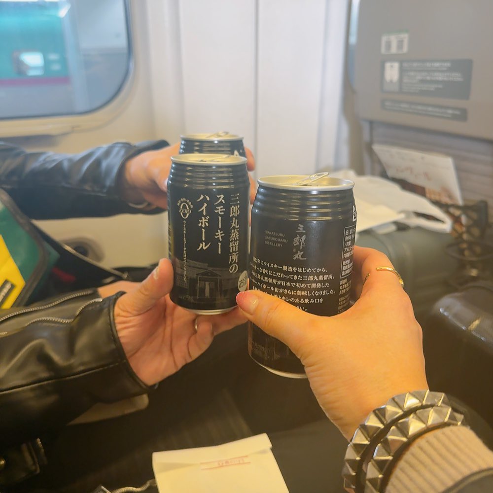 shinko0218's tweet photo. こもれび(* ¨̮*)/♡︎へ
たのしいー出発！！やたー

#ジュンスカ
#ジュンスカイウォーカーズ
#junskywalkers https://t.co/WO4G9dNmUZ