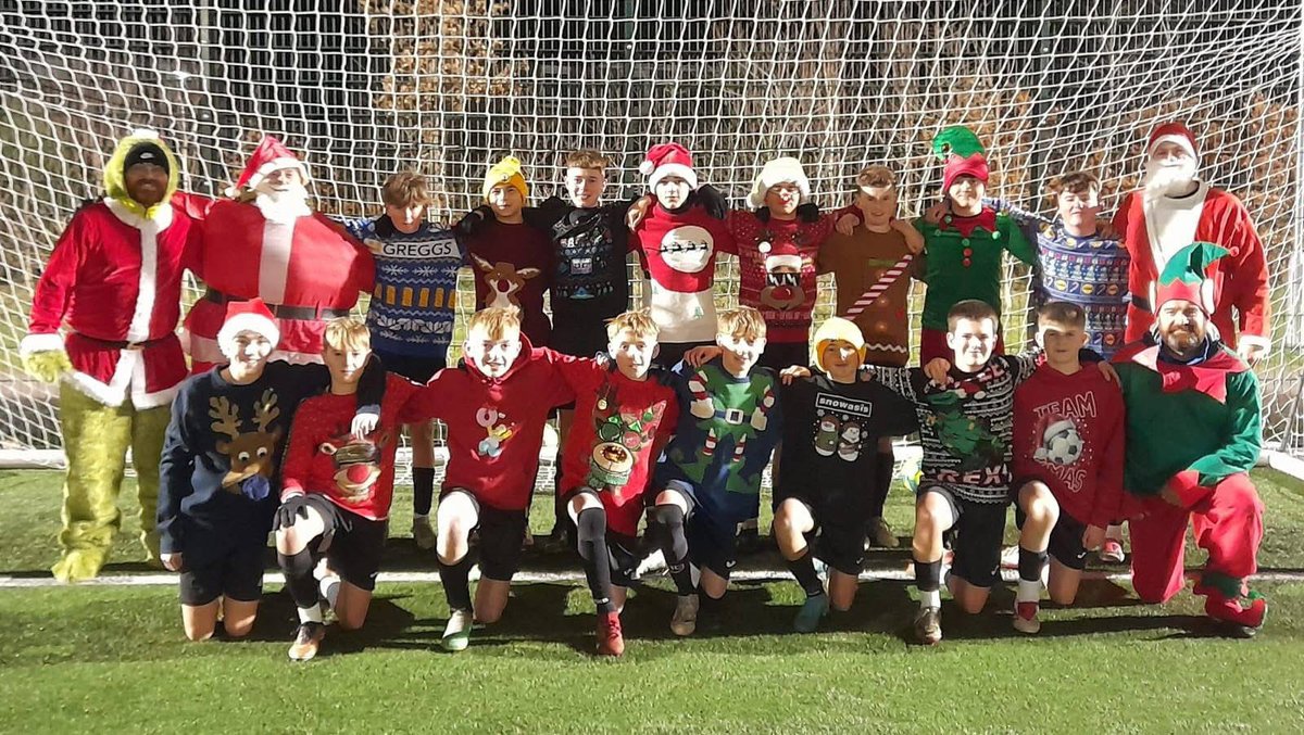 ForresYouth's tweet photo. Great to see all our youth development players and coaches getting into the Xmas spirit. It was Xmas jumpers worn at their last training sessions before their well deserved Xmas break 
@TheCansOfficial @Forres_Gazette @ScottishFA @SHFLfb https://t.co/r9bnivVetj
