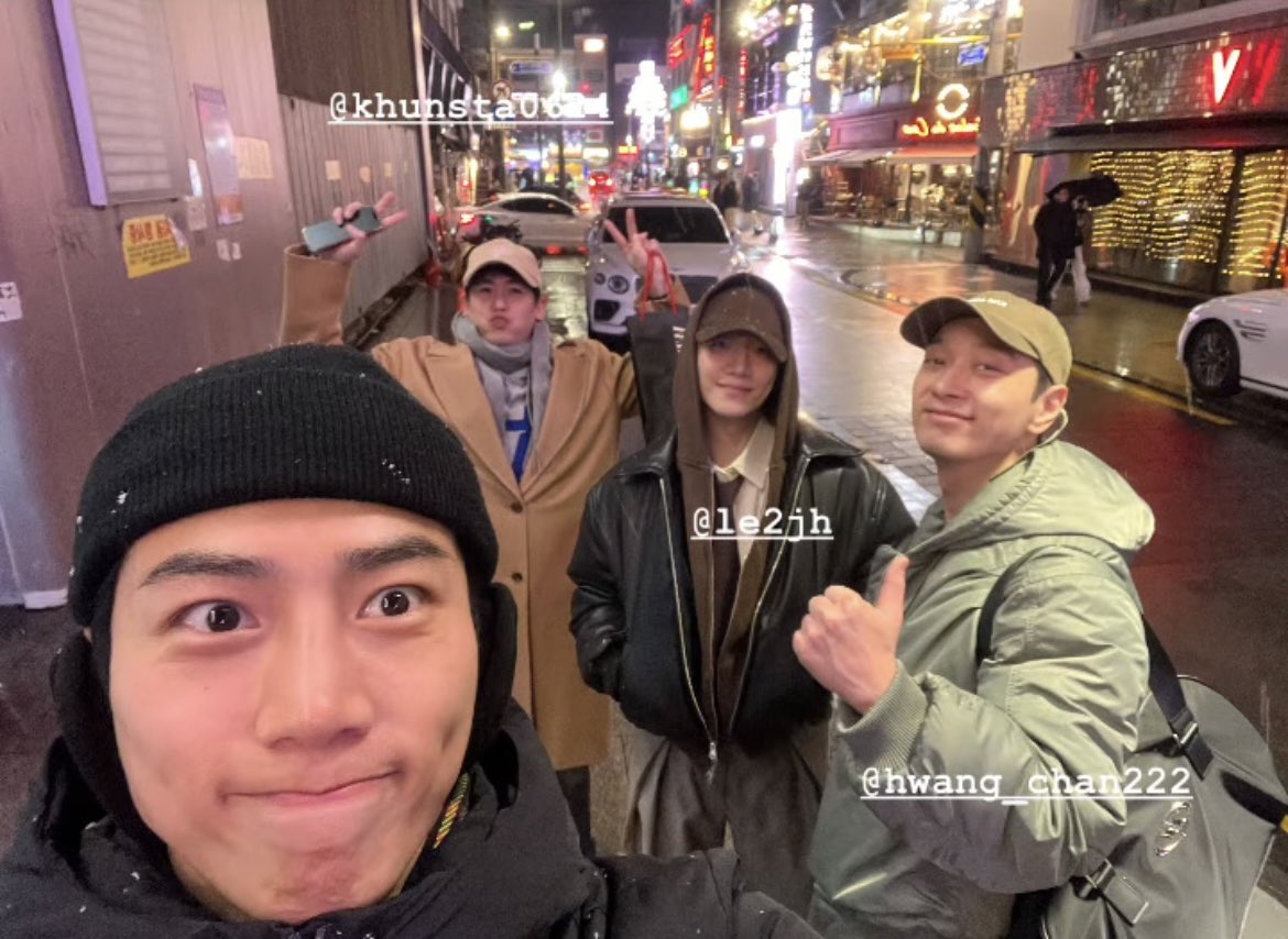k_ampm's tweet photo. テギョン、ありがとう❤︎

#NICHKHUN
#TAECYEON
#JUNHO
#CHANSUNG
#2PM
#幸せ https://t.co/MoAk8E8wkU