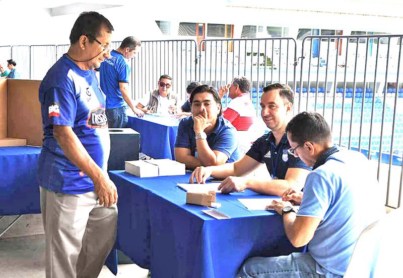 javieralavar's tweet photo. 🔵⚡️ @CSEmelec tendrá elecciones anticipadas tras decisión de todo el directorio, con 6 votos a favor ✅ y 3 en contra ❌🗳️ 

SONRÍE EL EMELECISMO https://t.co/xkB15rAhQV