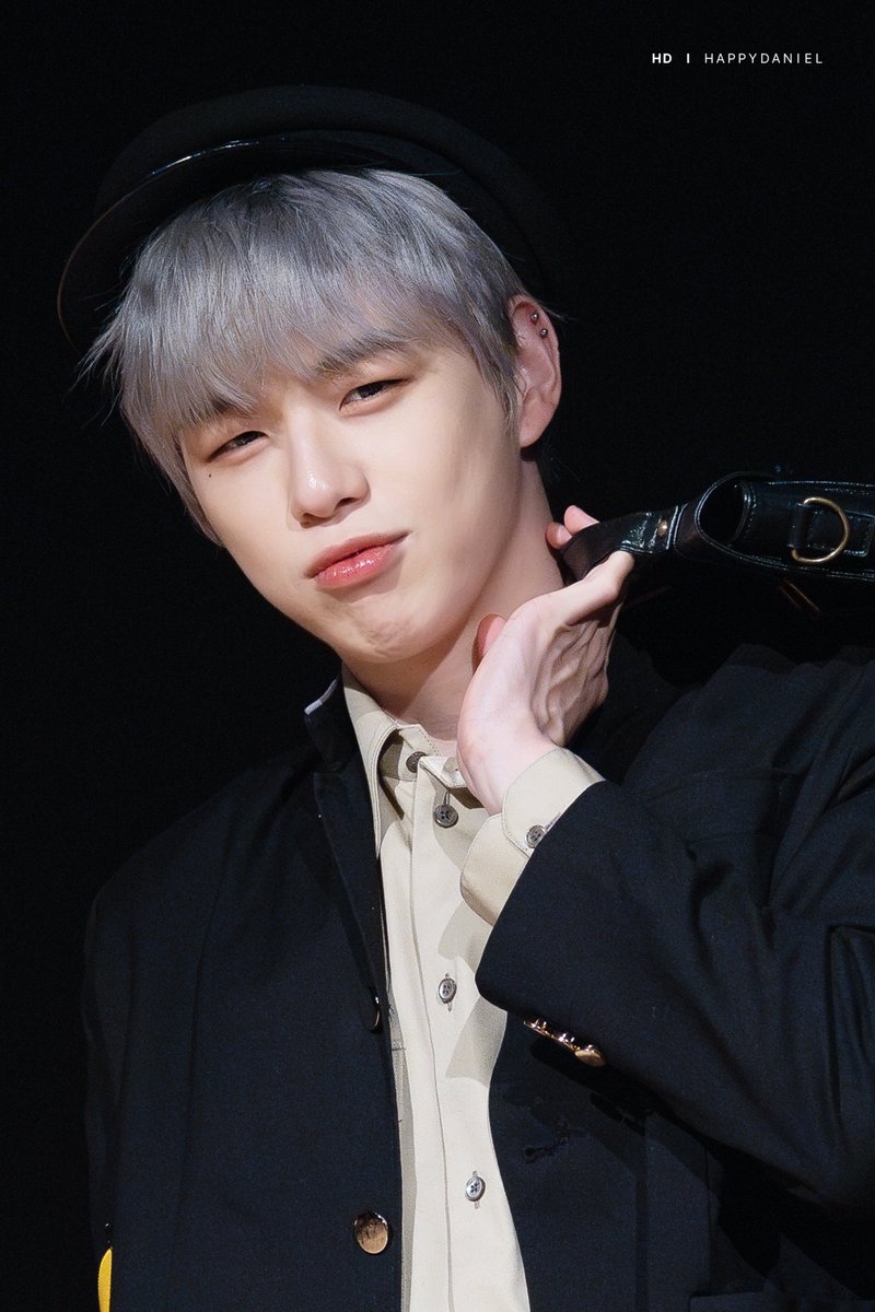 10o0xglow's tweet photo. ㅋㅋㅋ 장꾸미 https://t.co/sYEkeirB9b