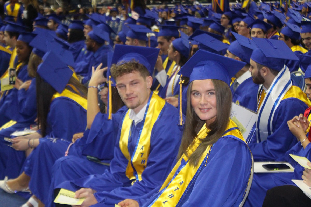 HofstraWSOC's tweet photo. Proud of Matilda Liljefors for earning her degree today!
#PrideOfLI #HofGrad https://t.co/4dmqstbGia