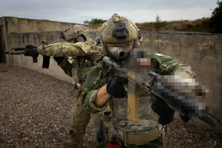 特殊作戦群がオーストラリア陸軍特殊作戦コマンドと実動訓練