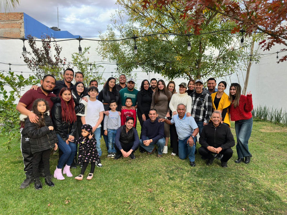 Todo mi agradecimiento y mi cariño para ustedes, el gran equipo de amigos  que nos acompaña en este camino. Los adoro ♥️