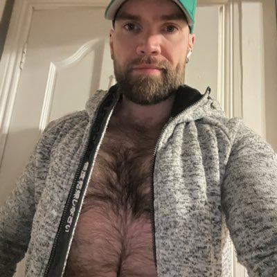 DudeFaceGeoffy's tweet photo. #NewProfilePic https://t.co/ZMZKM6ysnW
