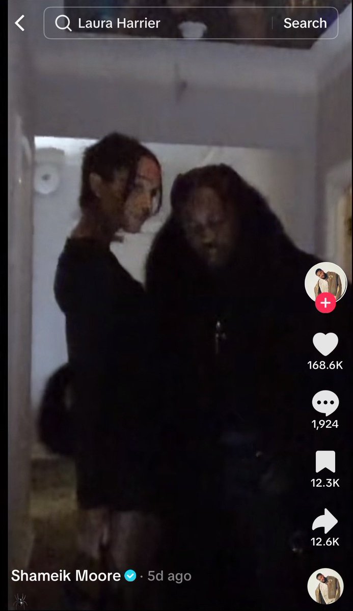 sagesurge's tweet photo. Ever since #shameikmoore learned about #haileysteinfeld's engagement, he's a mess.
According to #LauraHarrier, Shameik posted photos appearing like they're dating. Except, Laura's in a happy relationship & is about to be a wife. She asked Shameik to remove the photos. He refused https://t.co/pEOkgrHb1p