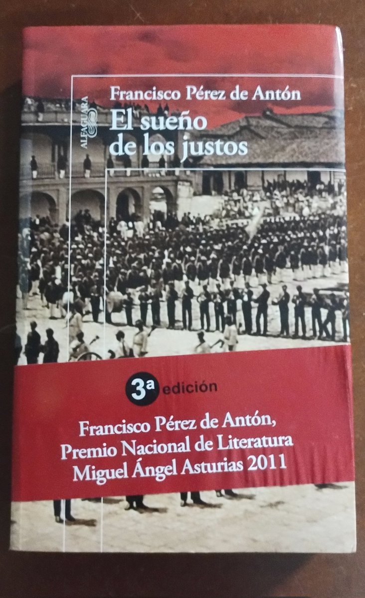 Muchas gracias <a href="/BrendaMonzonGT/">Brenda Monzón historias🇬🇹</a>. Recibí esta mañana el libro, será una excelente lectura en estos días de fin de año.
