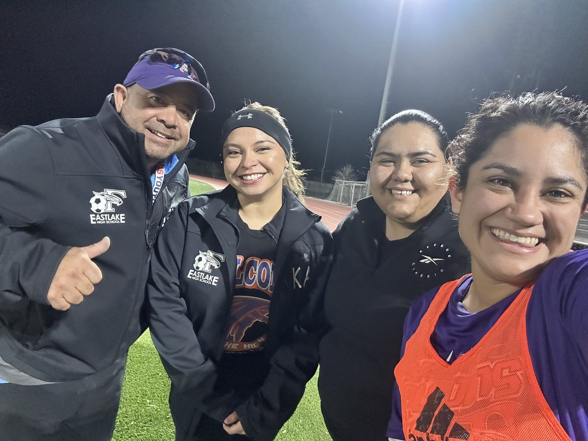 EHSoccerENGLAND's tweet photo. Our alumni game continues to be a battle.  Great to see so many players show up. Tje boys legends came to play and won 6-3. And the current girls  team took the alumi down 5-2. At the end of it the Falcon pride stood out the most. https://t.co/hWnieH8wPJ