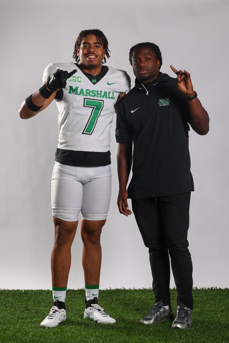 π£π β ΒΉ (@tayvon1nelson) on Twitter photo Committed π€π½π<a href="/CoachTonyGibson/">Tony Gibson</a> <a href="/CoachXDayDay/">Dayron Wilson</a> <a href="/CoachNooks/">Coach Nooks</a> <a href="/CoachMO_MU/">Shannon Morrison</a> <a href="/JoeMento/">Joe Mento</a> Committed π€π½π<a href="/CoachTonyGibson/">Tony Gibson</a> <a href="/CoachXDayDay/">Dayron Wilson</a> <a href="/CoachNooks/">Coach Nooks</a> <a href="/CoachMO_MU/">Shannon Morrison</a> <a href="/JoeMento/">Joe Mento</a>