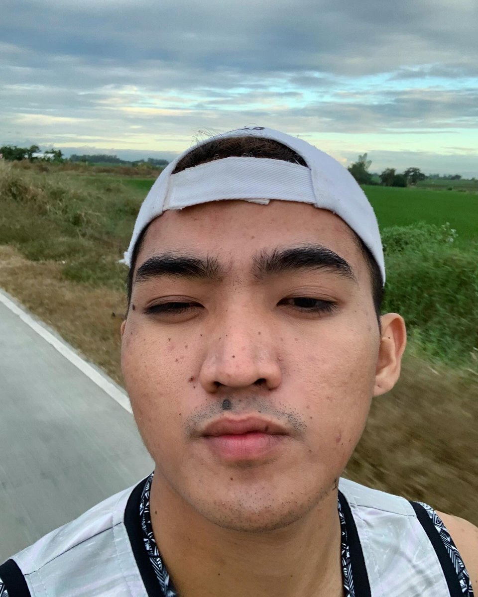kupidosss's tweet photo. ride safe!🏍️ https://t.co/ZEFdN99e7n