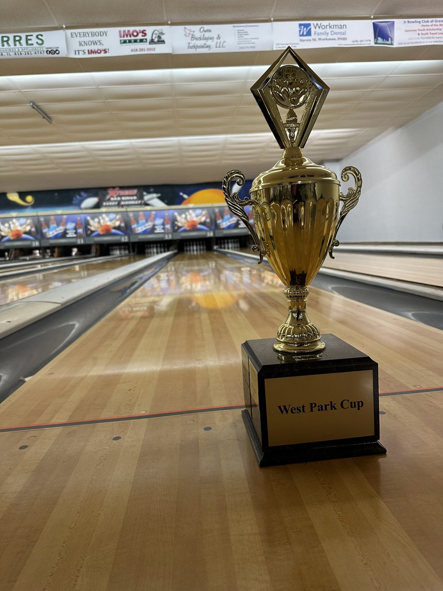 WHSgirlsbowl24's tweet photo. West Park Cup between Columbia &amp; Waterloo Bowling teams tonight! Congrats Bulldogs on the 4th year win in a row! The cup will be displayed at the bowling alley &amp; WHS🧡🖤 https://t.co/YRU31CxLhh