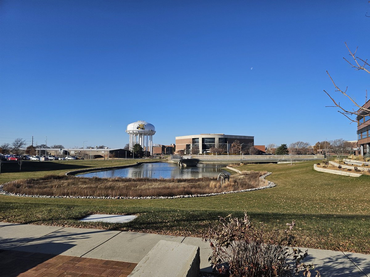 CraveyAnnabelle's tweet photo. I had the opportunity to tour Wichita State University today, and it was such a beautiful campus. #shockervisit @GoShockersSB @CoachBredbenner @GoShockers @BrianAn3324 @Nimitz_Softball @NimitzVikings https://t.co/RvA56iyEIU