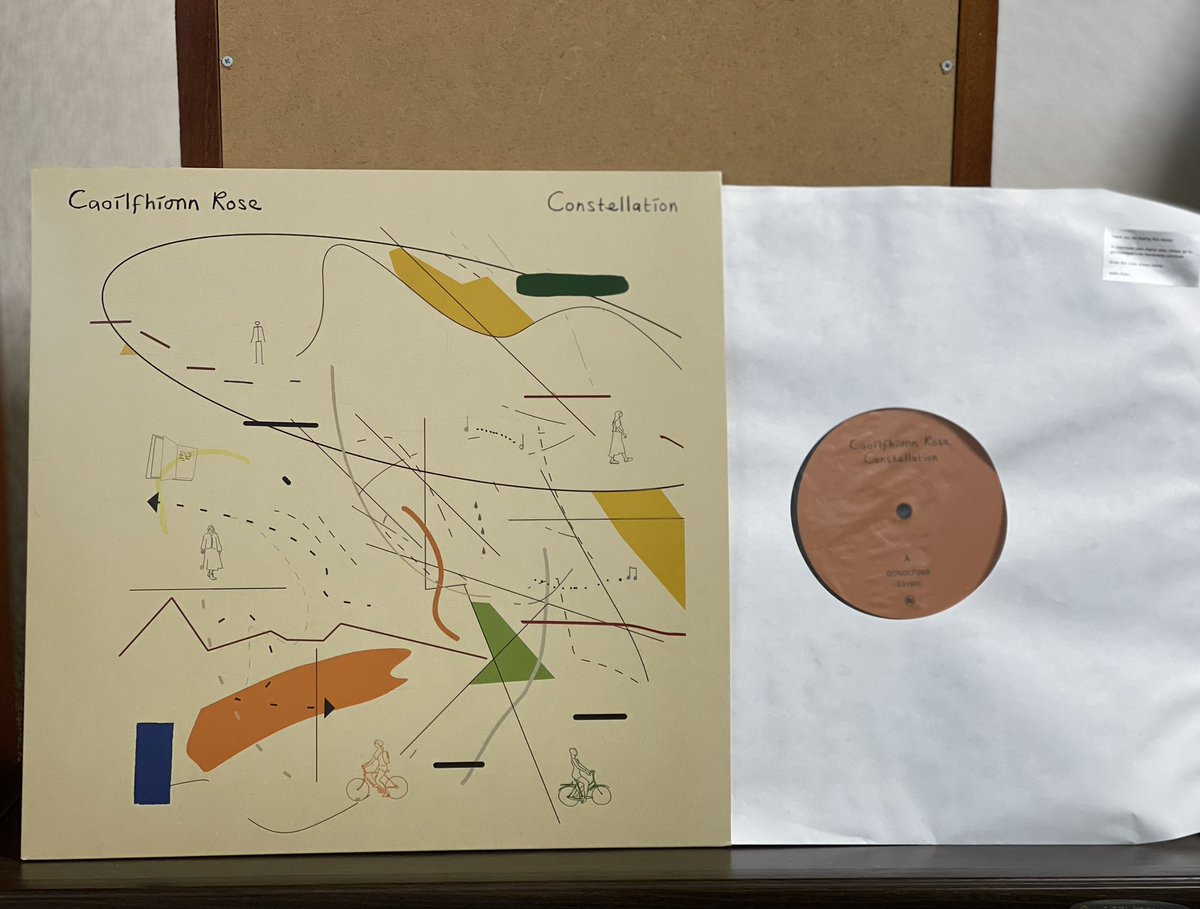 OkadaRoku's tweet photo. ベストアルバム2024
2024年の30枚 その1
Caoilfhionn Rose『Constellation』
早速ジャンルが横断的で分からんが、この作品を落としている人が多い限り僕のベストを紹介する意味もありそう？
英女性SSWの、時にミニマルで時にフォーク、時にアンビエントで時に民族的、その全てが柔らかく美しい傑作。 https://t.co/B1OZUxUGTa