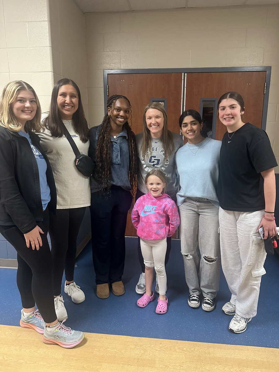 College Park Girls Basketball (@collegepark_gbb) on Twitter photo Heart is full & happy! ๐Former players out supporting us tonight!
<a href="/bobbibbazzle/">bobbi bazzle</a> <a href="/ggraciegarcia/">gracie garcia</a> <a href="/KBlindman15733/">Kimimila Win Blindman</a> Heart is full & happy! ๐Former players out supporting us tonight!
<a href="/bobbibbazzle/">bobbi bazzle</a> <a href="/ggraciegarcia/">gracie garcia</a> <a href="/KBlindman15733/">Kimimila Win Blindman</a>