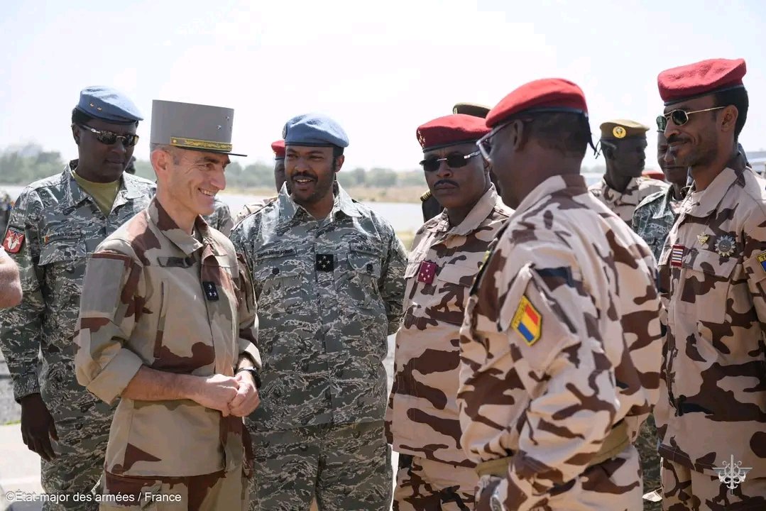 #AFRIQUE_LIBRE:Les forces d'occupation et de déstabilisation des pays africains vont quitter définitivement le Tchad a partir du fin janvier.Une bonne nouvelle pour l'indépendance militaire des pays africains.